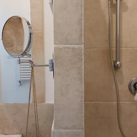 فندق مبيت وإفطار Sea And Tradition 3*